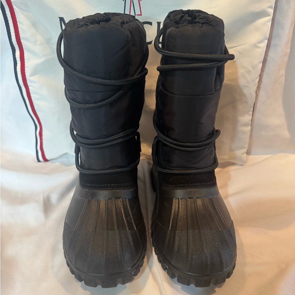 Moncler kids snow boots
